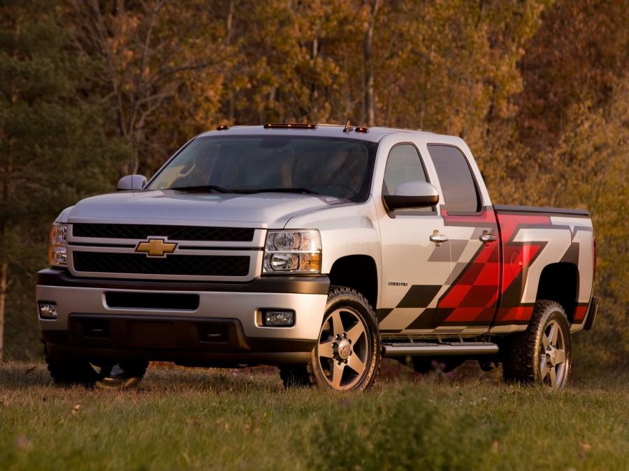  Chevrolet Silverado 2500 HD Z71 Crew Cab 2010 года  (фото 7 из 14)